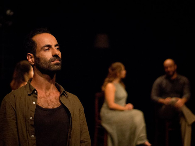 Afinidades notas para uma decomposição do dispositivo conjugal